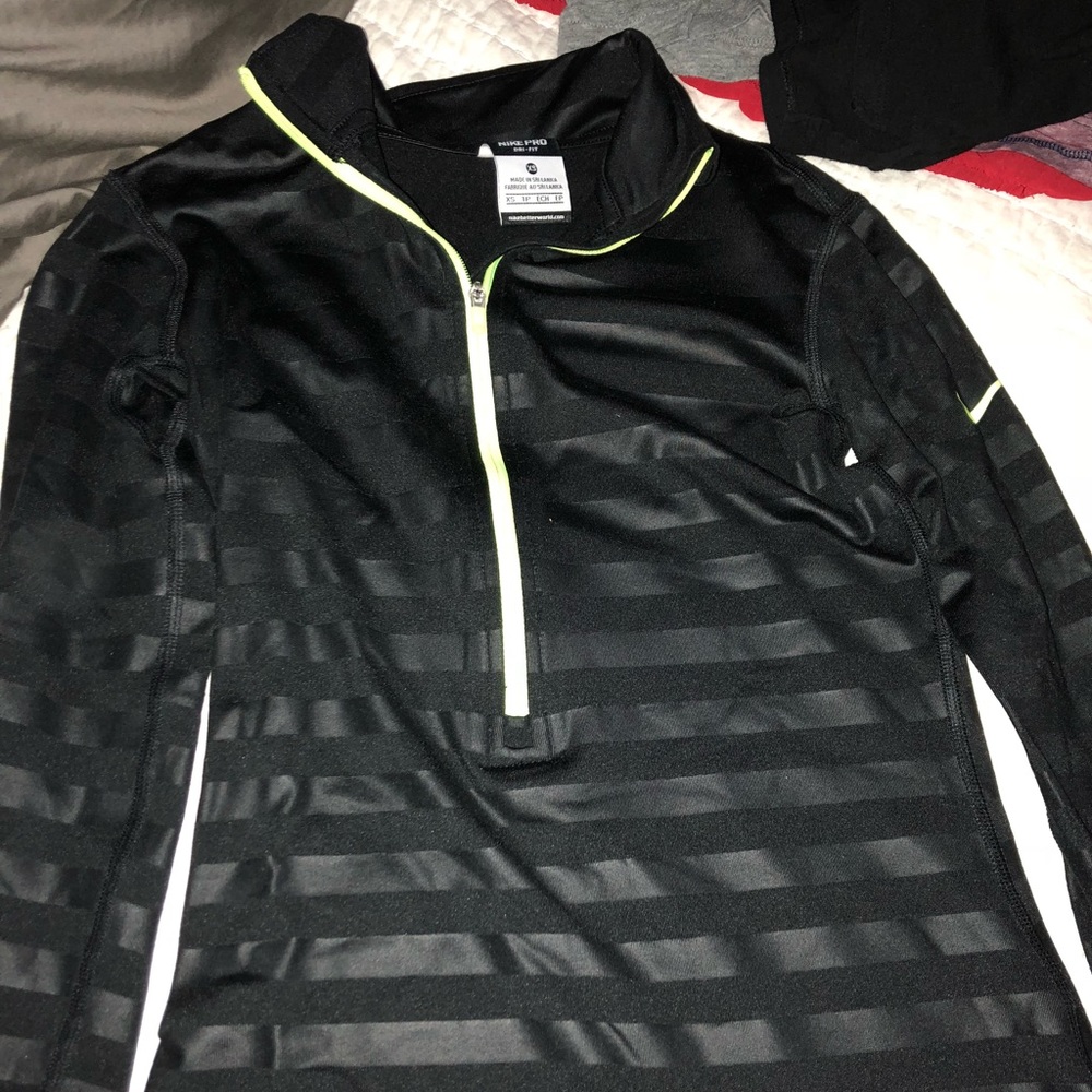 Nike 1/2 Zip Athletic Top